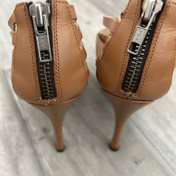 Vera Wang Lavendar Label Platform Heels (38 EU) - Picture 5 of 10